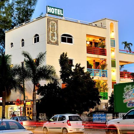Adventure Experience Hotel Playa del Carmen Exterior foto